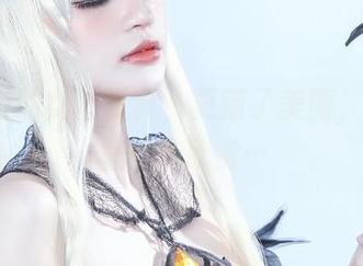 Azami的女王写真，更新了美图，我在这里悄悄欣赏…