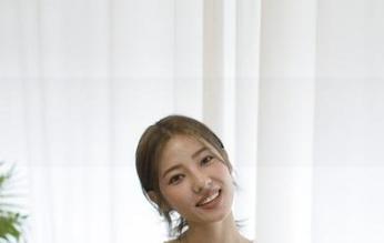 G.su(全智秀)裸足图册，免费的，大概会让你在深夜里想东想西，人说不清…