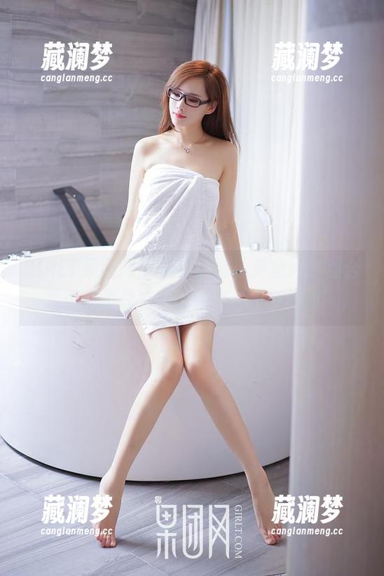 GIRLT果团网 - 事实证明，尹意纯学姐合集图册里总有那么一点‘不怀好意’