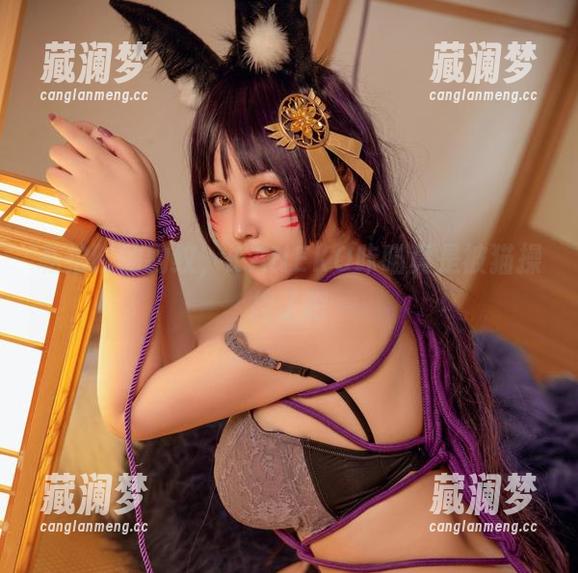 私拍时的豹纹，KANEKO咔喵真是被猫操控了吧