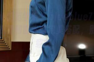 MFStar模范学院 – blueblue77在线演示，连衣裙和图库的完美搭配，别忘了下载哦！