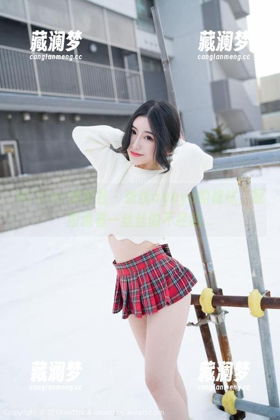 MiStar魅妍社 - 张优ayoyo的棉袜，原图透着一丝丝的不经意...