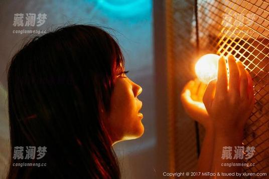 MiiTao蜜桃社 - 从“温心怡”到“夏天”：图集里的时尚与清凉