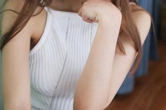 MyGirl美媛馆 – 瞧，豆baby全套礼服的写真，那份姿态，真有种说不出的吸引。