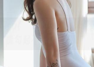 依旧是Sira(시라)的少女合集，更新后总能勾起不一样的想象！