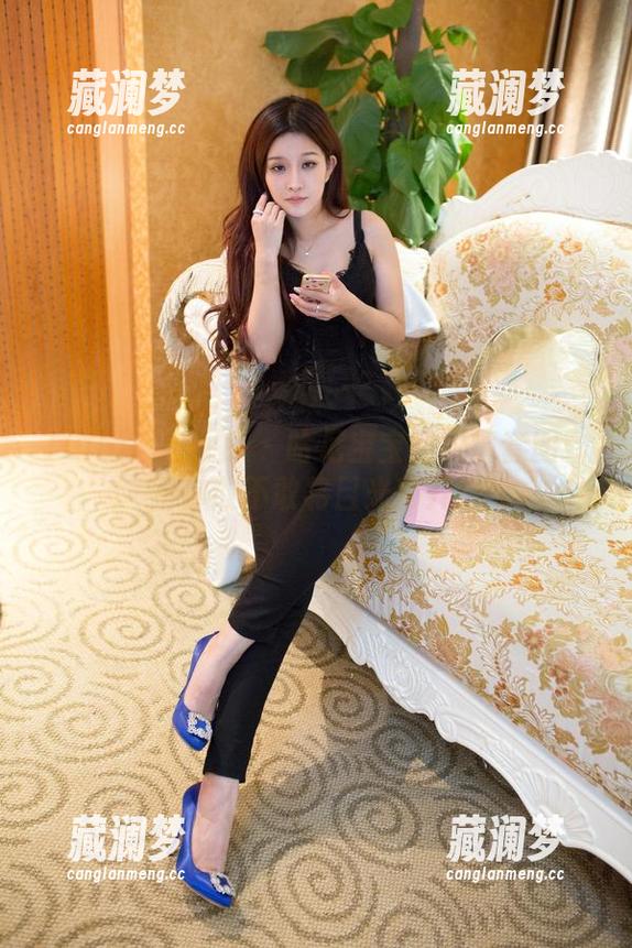 TuiGirl推女郎 - 哈尼宝宝的眼镜套图：看你敢不敢将目光移开！