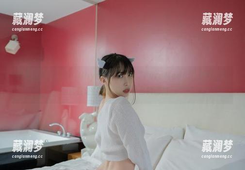 别说我没提醒你，Uhye(이유혜)的“PureMedia”美图包可能会让你重新审视什么叫诱惑。