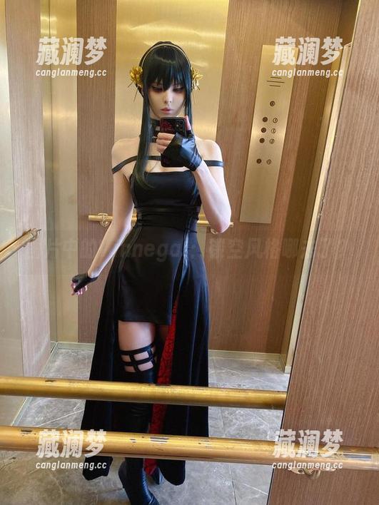 Vinnegal 图片中的Vinnegal:镂空风格哪去了?