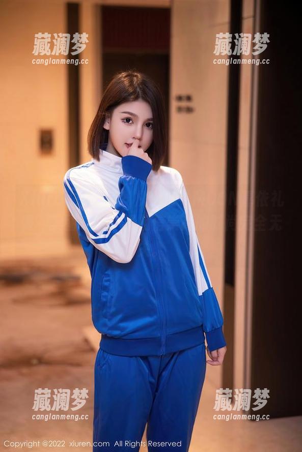 Xiuren秀人网 - 从这组“MOON嘉依礼服”美图来看，跟相信崇高的时尚完全无关。