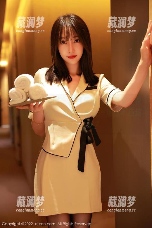 Xiuren秀人网 - 小芭乐的礼服图集：有人说我太会穿，但我只想说…难道不应该是礼服太会陪？