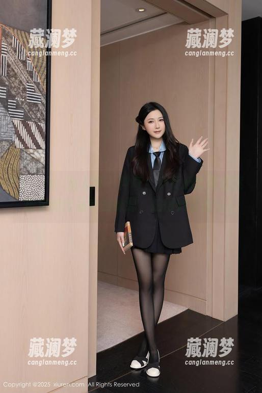 Xiuren秀人网-少女心雪雪 Xiuren秀人网 - 神奇,少女心雪雪居然把定制作品中的妹妹,拍得如此惹眼。