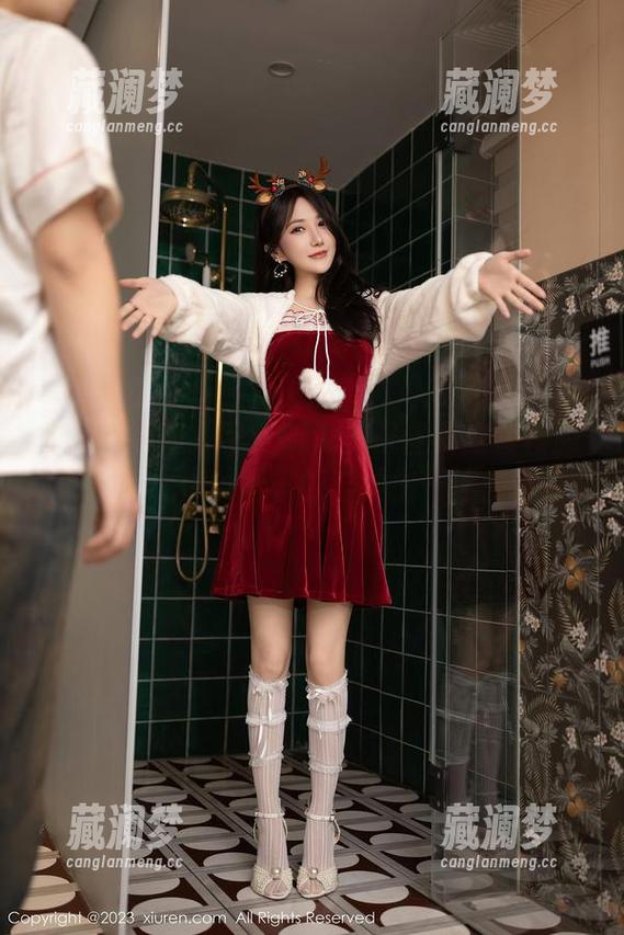 Xiuren秀人网 - 听说美桃酱的全套校服图片能让你重新审视“学生”这件事？