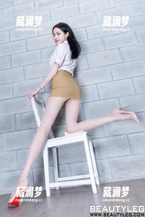 beautyleg-Flora beautyleg - 聖母玛利亚也会嫉妒!Flora的“修女”私拍合集