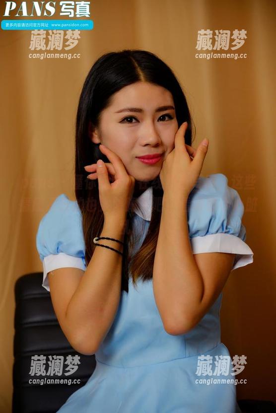 pans-安妮 pans - 懂你安妮!在线黑白写真,这些情感透露的也太隐晦了吧,看得我小心脏乱跳。