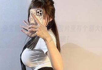 微密圈 – 兔宝妮to的清纯风，图片里有个别大的苹果吗？快来下载哦！