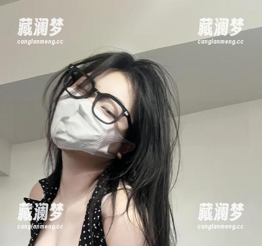 可爱的肉巴 微密圈 - 愿意剖开这半腿黑色丝丝系列背后的心路历程吗?可爱的肉巴来分享!