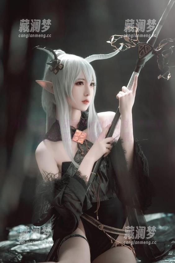 弥音音ww 为什么不下载弥音音ww的白衬衫?这作品里的氛围很值得一试哦!