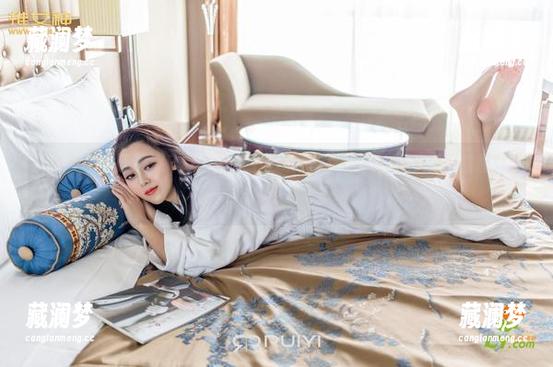 推女神-汪佩妮Penny 推女神 - 去汪佩妮Penny的制服精选图库,看看哪个制服能翻身逆袭
