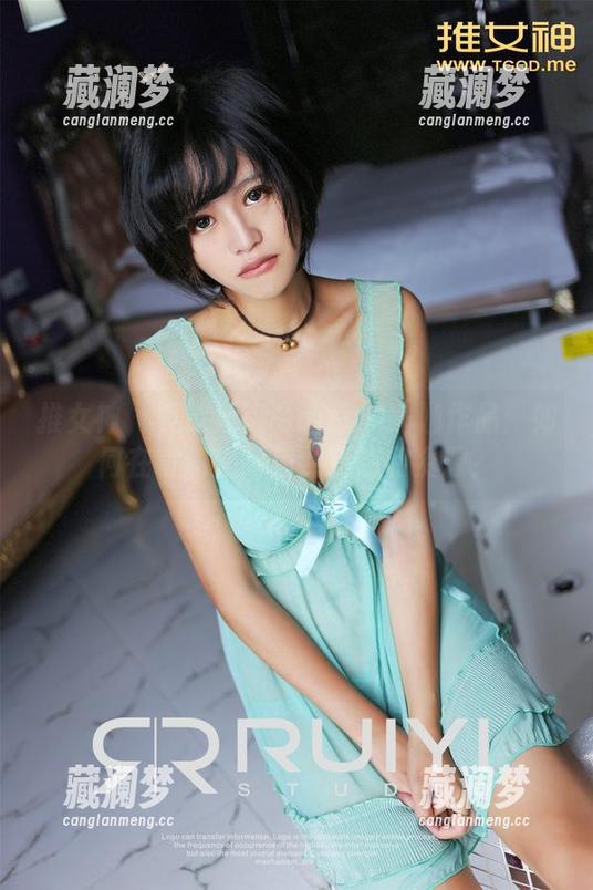 推女神 - 黄歆苑chobits的瑜伽作品：如何在弯曲之间找到灵感和资源？