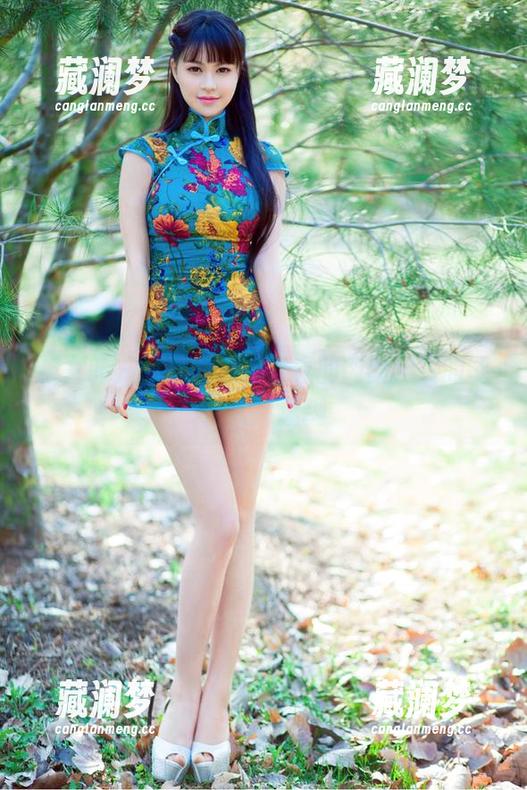 推女郎 - 连欣的私房写真的肉丝，真的能把人搞迷糊