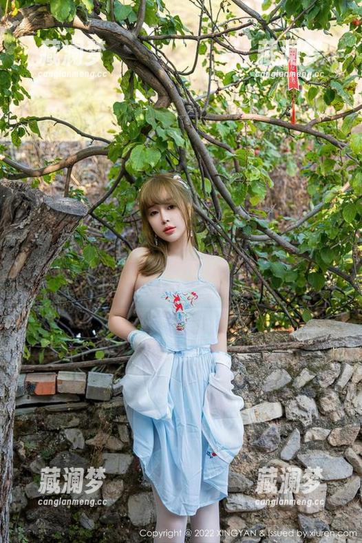 星颜社 - 转转Lisa的白裙写真，明天起我也要加入“白色领袖”的行列！