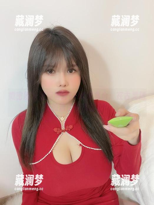 微密圈 - 是可馨吖的JK大集合：在古灵精怪的造型中找到你！