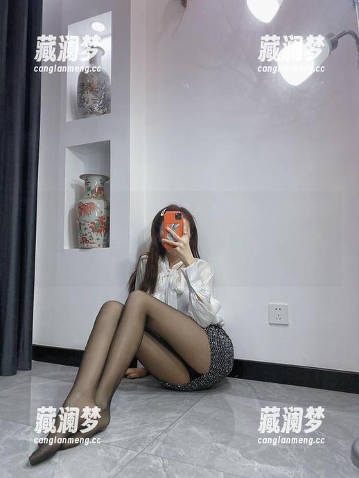 微密圈 - 新鲜出炉的杨大乐乐很靠谱微信朋友圈系列-图片合集，更新时刻变得有意思了！