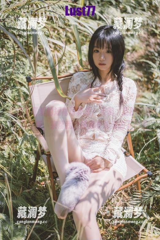 柒柒不可爱 柒柒不可爱的短裙写真集:天哪,我的眼睛!精选版,来帮我捡掉那些掉落的下巴吧