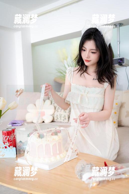 桃良阿宅：我试过用冰淇淋装饰cos服，但是……图集效果让人忍俊不禁！