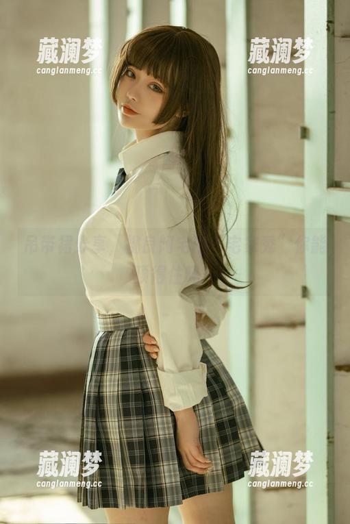 吊带裙分享，桃良阿宅的“宅家秀”你能顶得住吗？