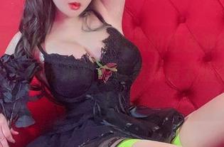 微密圈 – 看到水蜜桃米米的红色渔网袜，真想开个网络派对，这点资源太值得分享！
