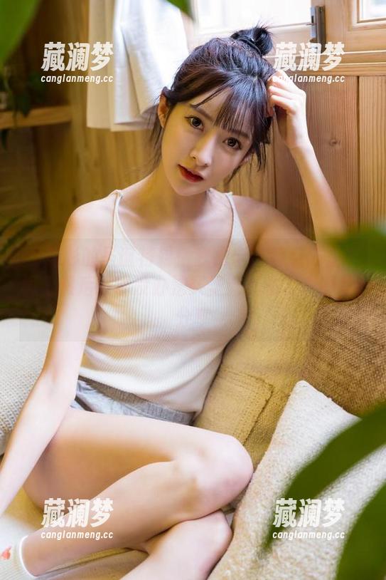王羽杉的圣诞特辑：我把自己装点成圣诞树，然后发现没办法买圣诞礼物了。图片+分享