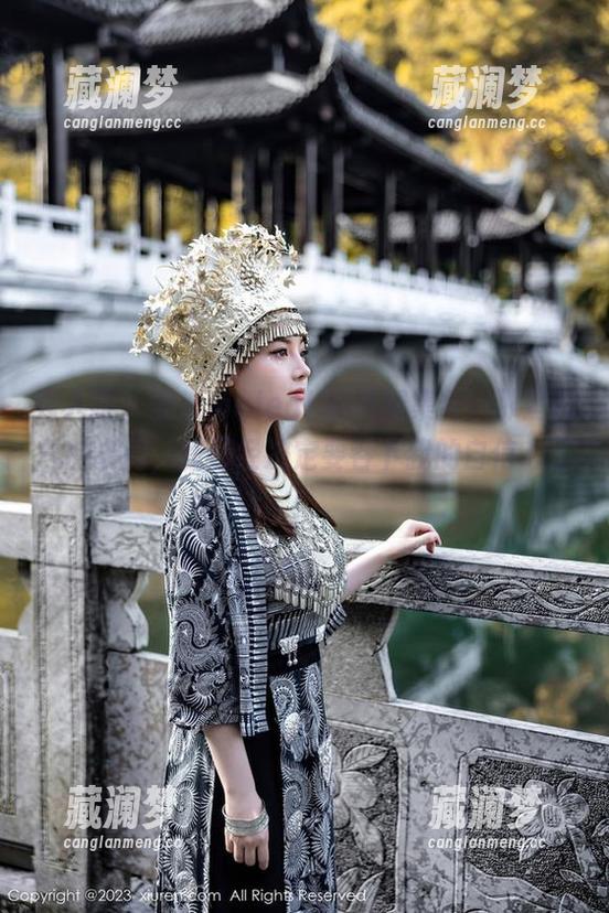 秀人网-安然Maleah 秀人网 - 安然Maleah的美腿集合,那些帅气的姿势,我已经决定要吞下我的自信心了!