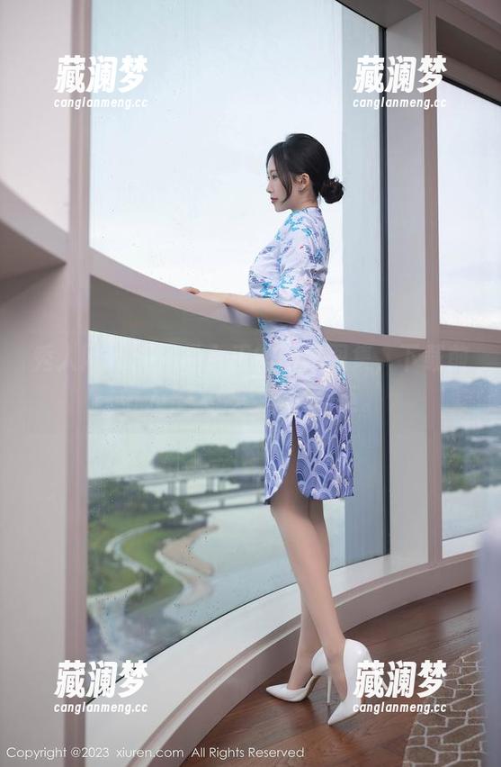 秀人网 - 邹晶晶女王的厨娘图集，下载前慎入，太诱人难以抗拒。