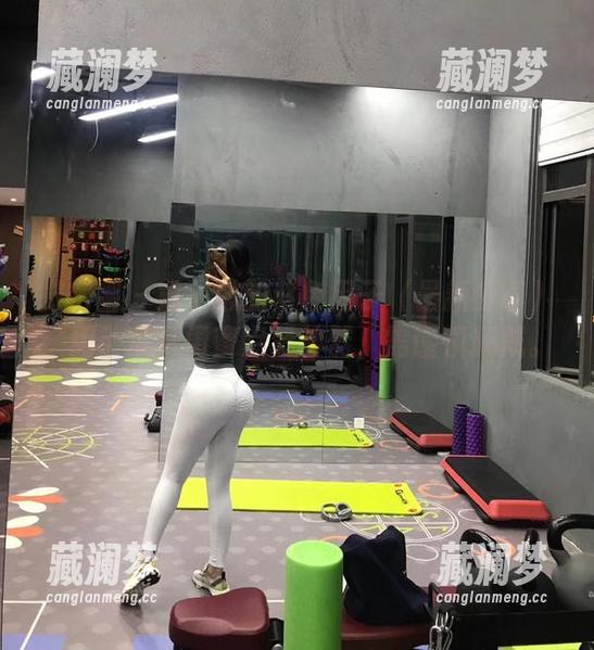 微密圈 - 童小芯的紫色因子（最新分享）：用于变身闺蜜点赞神器，需谨慎佩戴。