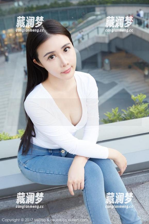 蜜桃社 - 料理与镜头的双重诱惑：冰露的厨娘写真合集！