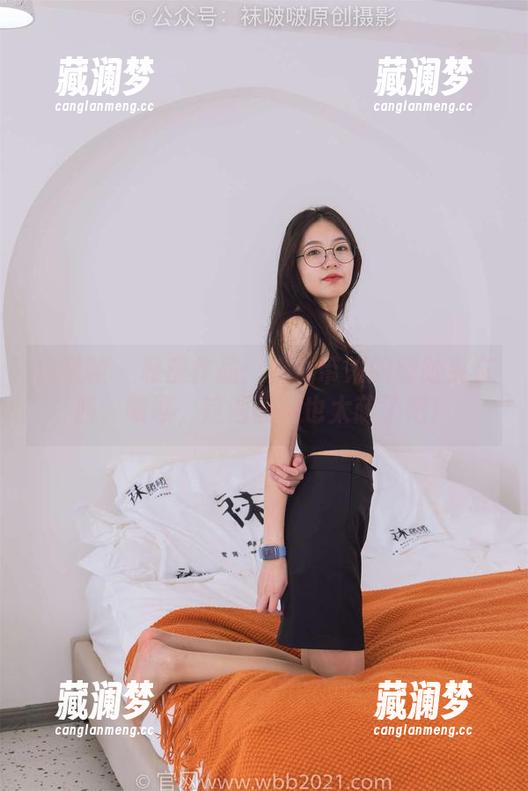 袜啵啵 - 私房作品：奶油带来的脚趾夹东西，啧啧，这画面…也太萌了吧！