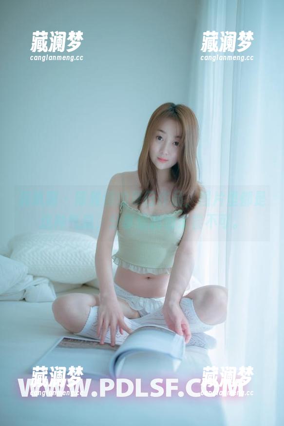轰趴猫 - 陈雅漫的夏日作品，图片里都是这种气息，分享给我也未尝不可。