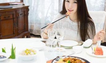 魅妍社 – 内衣图包全景：感谢夏倪可ella，让我忍不住多看几眼！